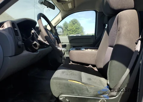 2010 Chevrolet Silverado C1500 from USA, damaged, VIN 1GCSCPEX2AZ131796